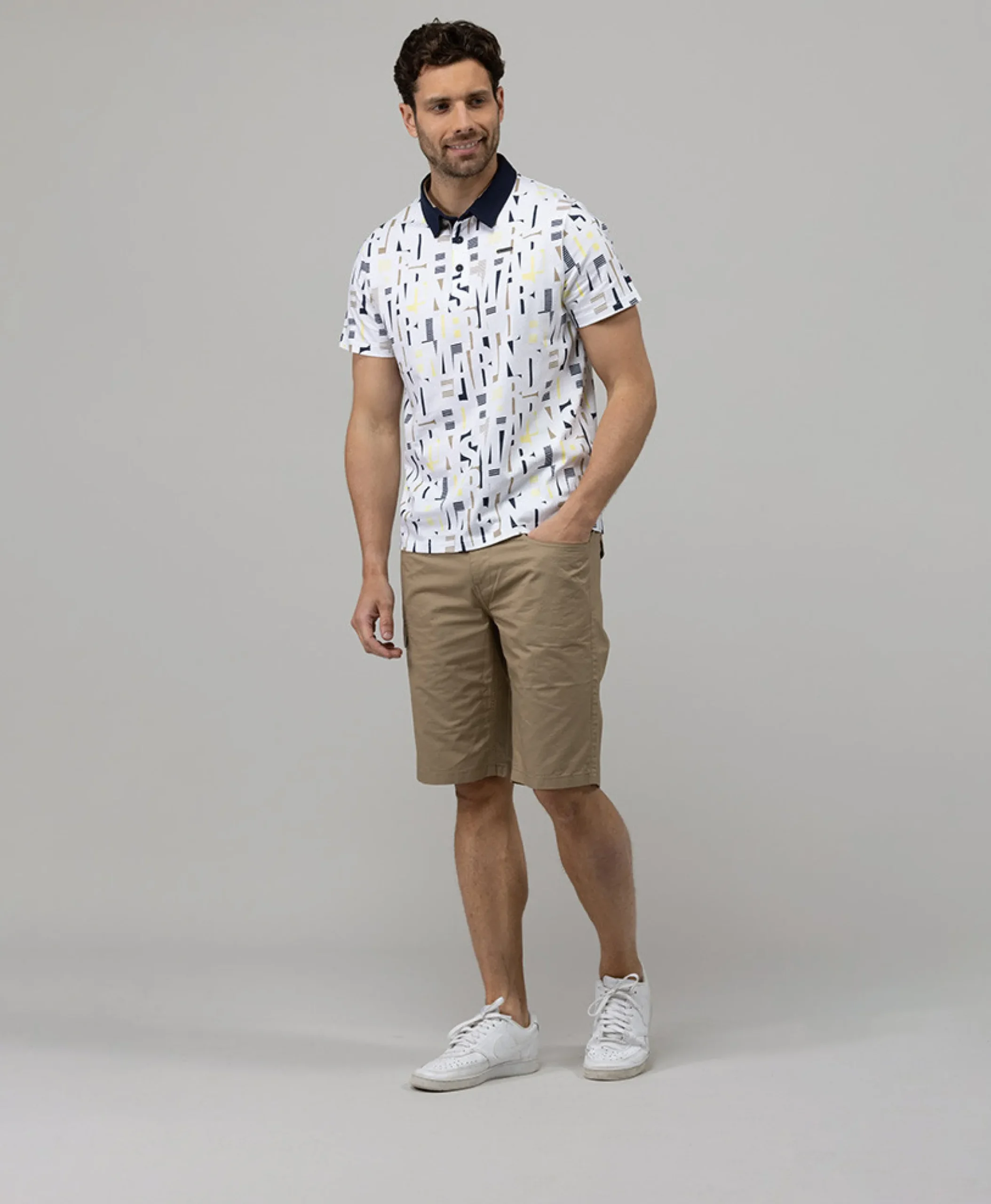 POLO MC IMPRIME FOND BLANC CEGRAF
