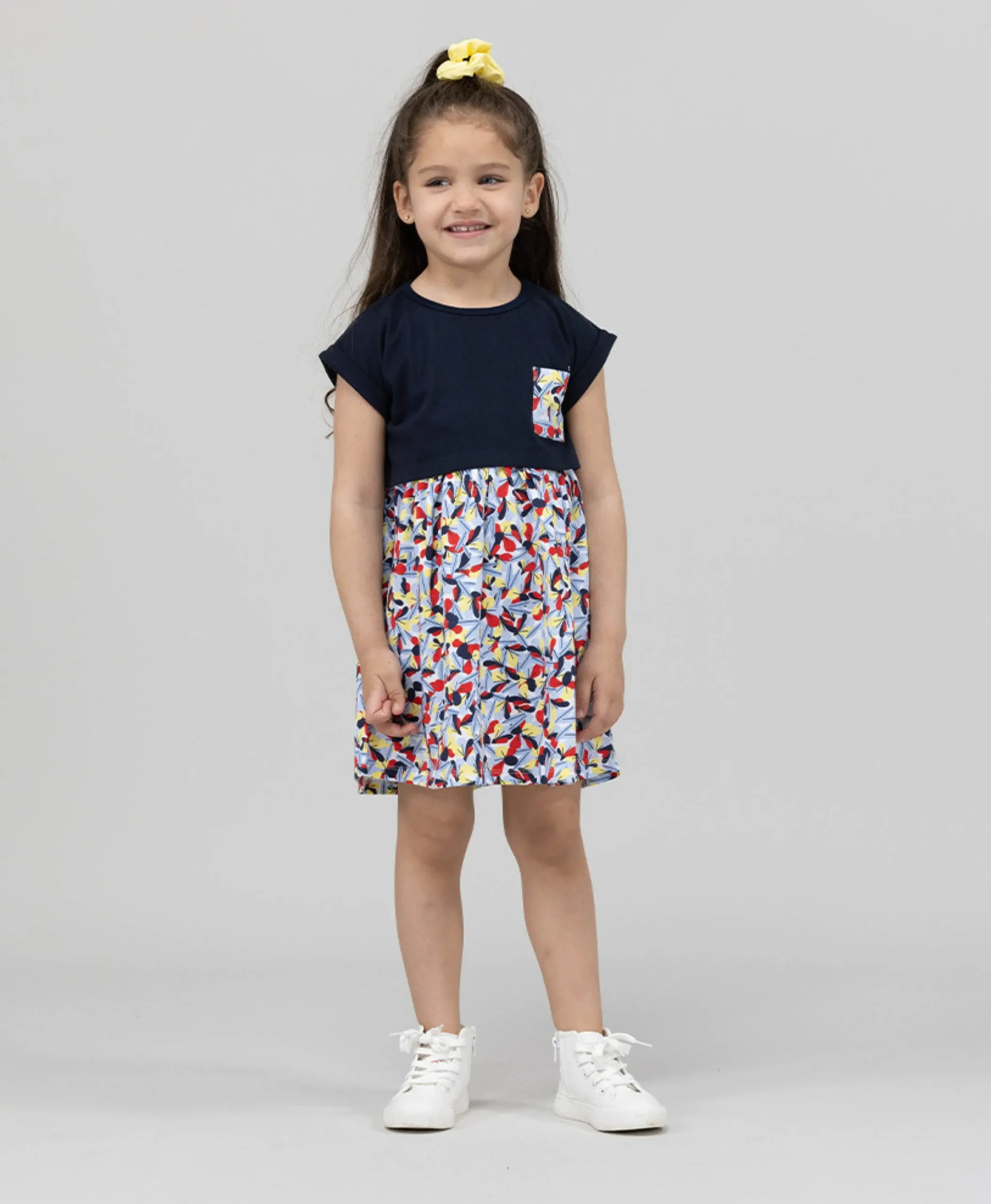 ROBE + HAUT IMPRIME FOND BLANC PAIGE