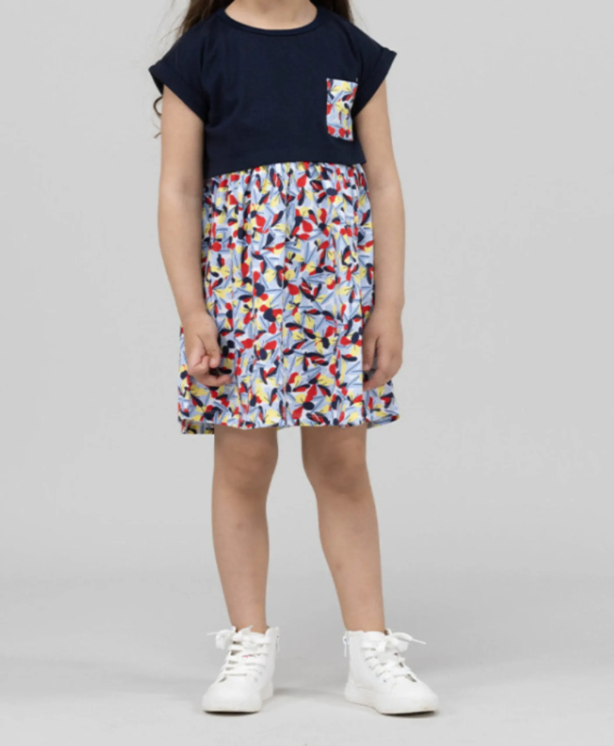 ROBE + HAUT IMPRIME FOND BLANC PAIGE